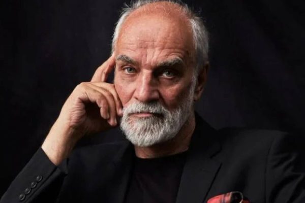 آیدین آغداشلو