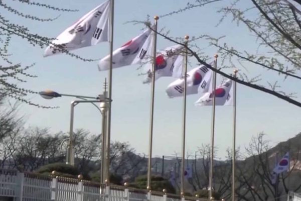 شیوع موج دوم کرونا در کره جنوبی مقامات را وادار کرده تا از تجمعات مذهبی جلوگیری کنند