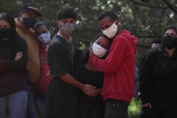 ۸۳ نفر از ثروتمندان جهان در نامه ای به رهبران دنیا خواستار گرفتن مالیات بیشتری شدند