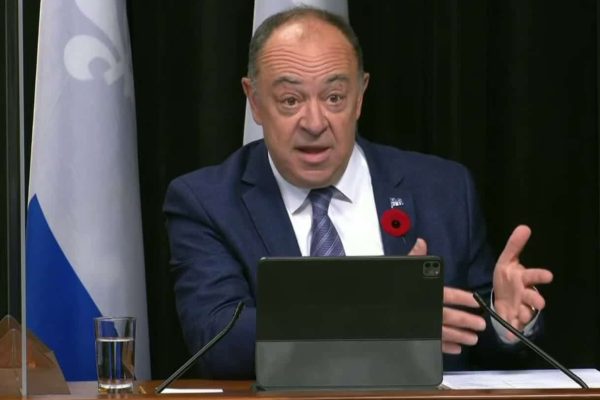 کریستین-دوب بیمه خدمات درمانی کودکان مهاجر