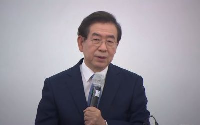 شهردار سئول پایتخت کره‌جنوبی به‌دلیل خودکشی جان خود را از دست داد. سئول در ۵ روز عزاست