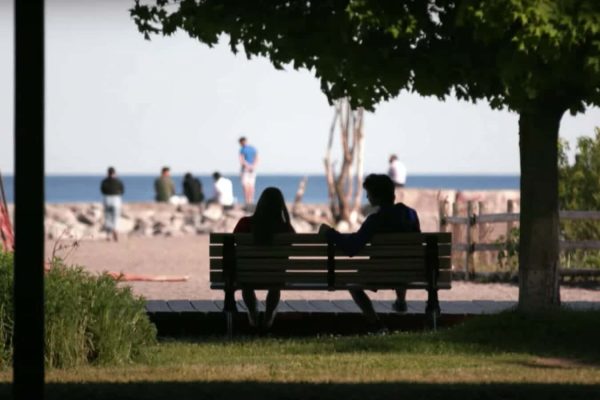 سخنان ترزا تم رئیس بهداشت عمومی کانادا در ارتباط با رابطه جنسی در زمان شیوع کووید۱۹