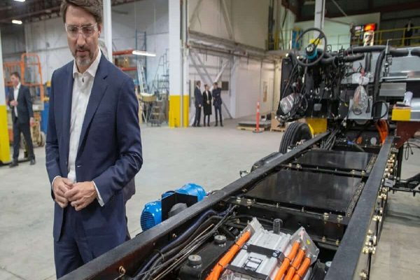 شرکت‌های لاین و ترانزیت تراک برای راه ساخت یک خودروی برقی جدید شراکت می‌کنند