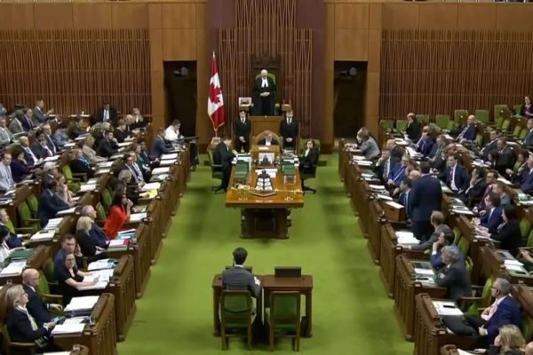 موسسه خیریه WE همچنان بحث داغ میان نمایندگان مجلس عوام کاناداست