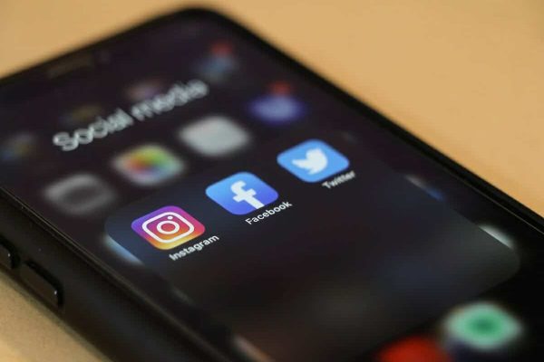 پیشی گرفتن اینستاگرام از فیس بوک