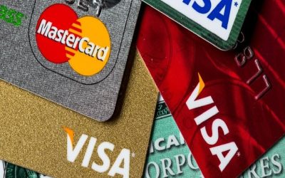 آیا می‌دانید باید با کارت‌های اعتباری قدیمی و غیرقابل مصرف چکار کنید؟