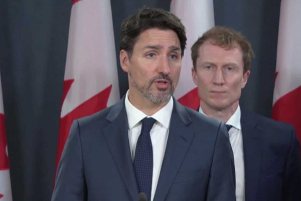 ترودو مذاکره با معترضان را رد میکند و میگوید استقرار نظامی در برنامه نیست ترودو مذاکره با معترضان را رد میکند و میگوید استقرار نظامی در برنامه نیست