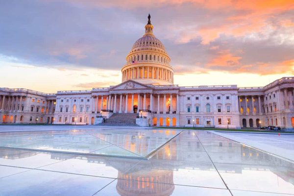 تنها با 400 دلار به این شهرهای کم هزینه سفر کنید تنها با 400 دلار به این شهرهای کم هزینه سفر کنید