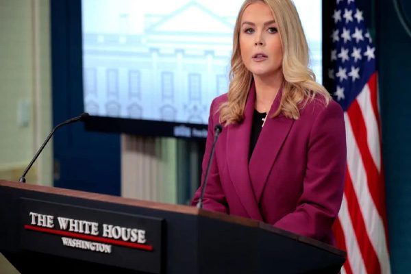 سخنگوی کاخ سفید از قطعیت اعمال تعرفه‌های ۲۵ درصدی امریکا برای کانادا خبر داد