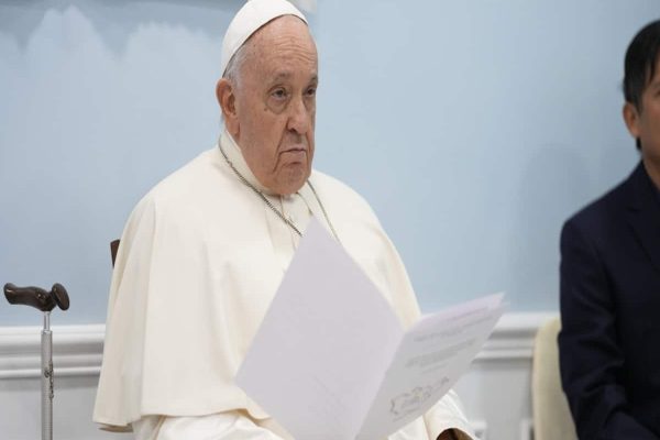 پاپ فرانسیس هرگونه جنگ، یهودی ستیزی و تروریسم را محکوم کرد