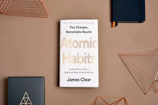 با عادتهای اتمی، عادات بدتان برای همیشه ترک کنید با عادتهای اتمی، عادات بدتان برای همیشه ترک کنید