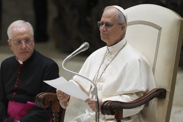 حضور مارک كارنی در مراسم آغاز به كار پاپ جديد در رم