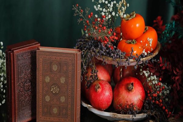 شب یلدا چه کنیم؟ راهنمای جامع غذا، سرگرمی و موسیقی در یلدا