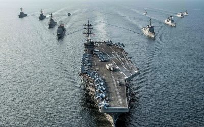 آرایش نظامی آمریکا در خاورمیانه همزمان با بررسی حمله به ایران