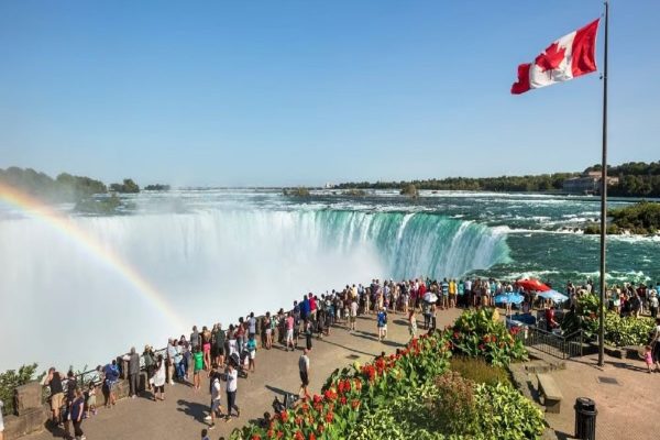 راز موفقیت صنعت گردشگری انتاریو در برابر تعرفههای ترامپ راز موفقیت صنعت گردشگری انتاریو در برابر تعرفههای ترامپ