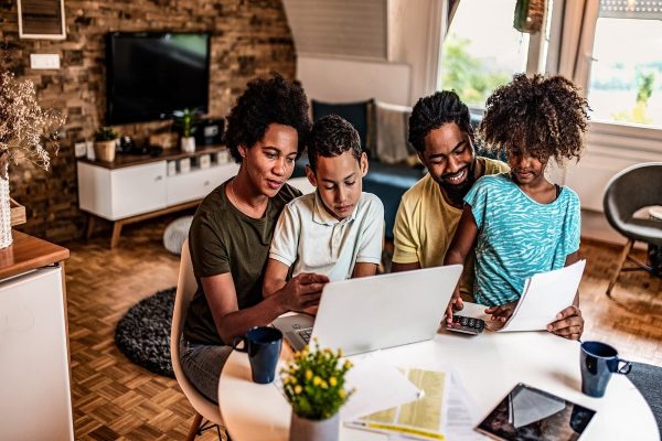 پرداخت بعدی کمک هزینه کودک در کانادا؛ کمک به خانواده‌ها در این هفته