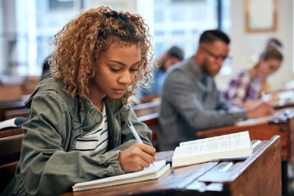 همه چیز دربارهی تحصیل در کانادا همه چیز دربارهی تحصیل در کانادا