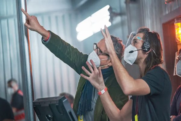 استودیوی بزرگ هالیوودی Lionsgate الزام زدن ماسک را برای کارمندانش بازمیگرداند