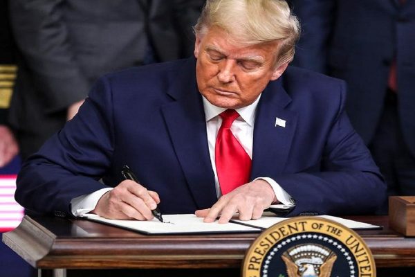 ترامپ مرزها را قفل می‌کند؛ لغو حق شهروندی از طریق تولد؟