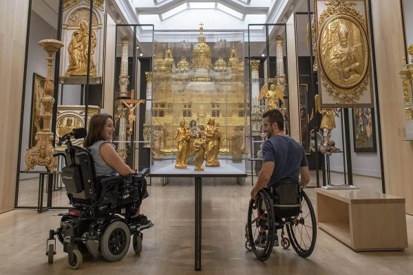 تفریحات تابستانه مونترال برای معلولین: هنر، طبیعت و سرگرمیهای بیدغدغه تفریحات تابستانه مونترال برای معلولین: هنر، طبیعت و سرگرمیهای بیدغدغه