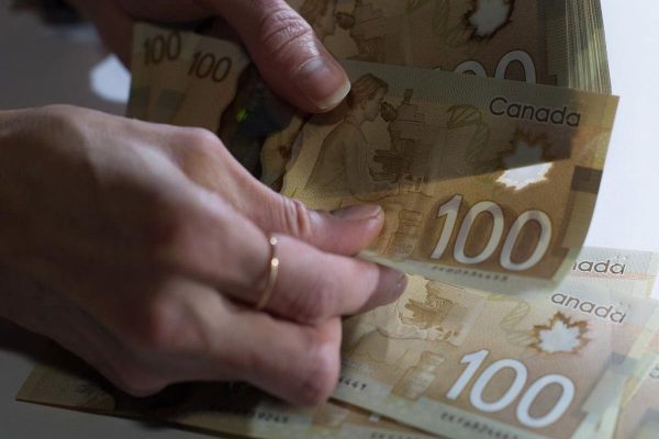 شکاف درآمدی خانواده‌های کانادایی در چه وضعیتی قرار دارد؟