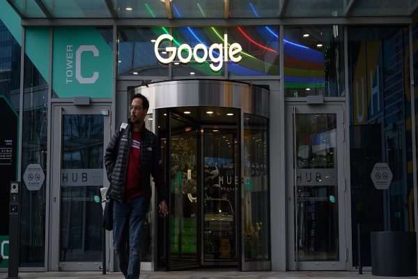 كارمندان دور كار گوگل دوباره به سركار برمی‌گردند
