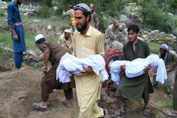زلزله در افغانستان: طالبان درخواست کمک کرد زلزله در افغانستان: طالبان درخواست کمک کرد