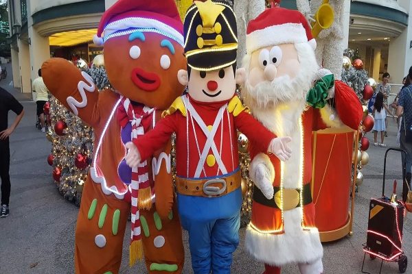 7 رویداد کریسمسی تورنتو که حال و هوای کریسمس در نیویورک را برایتان تداعی می‌کند