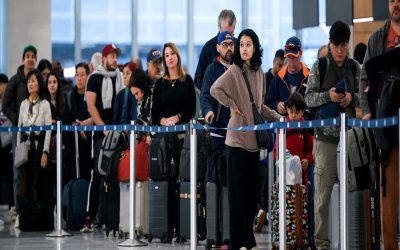 بحران کنترل پرواز در آمریکا؛ کانادایی‌ها قبل از سفر وضعیت بلیت‌ها را چک کنند