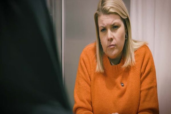 استخدام مادر جوان بومی توسط مافیای خانواده خونی