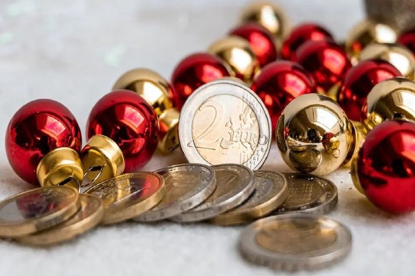 رونمایی از سكه جديد كانادا با نمادهای كريسمس رونمایی از سكه جديد كانادا با نمادهای كريسمس