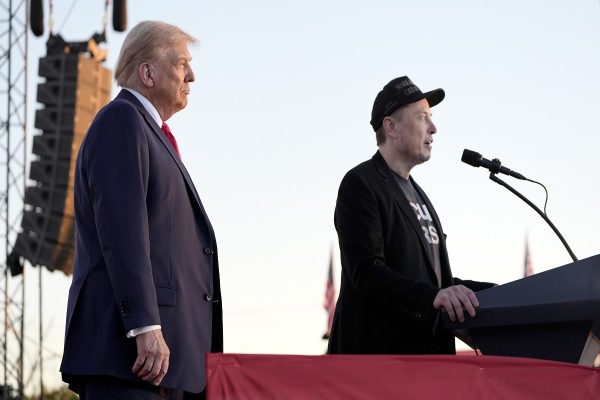 حضور مشترک دونالد ترامپ و ایلان ماسک در محل ترور نافرجام ترامپ