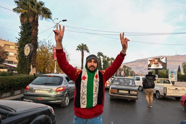 درپی سقوط سوریه، بشار اسد کشور را ترک کرد