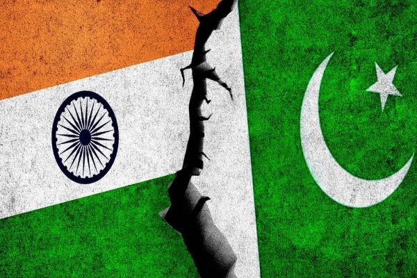 هشدارهای اضطراری به كانادايیها برای سفر به هند و پاكستان هشدارهای اضطراری به كانادايیها برای سفر به هند و پاكستان