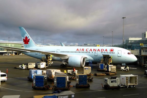 ایرکانادا به گفته مادر کبکی، ایرکانادا تعطیلاتش را به خاطر فروش بيش از حد بليط، به هم ريخت