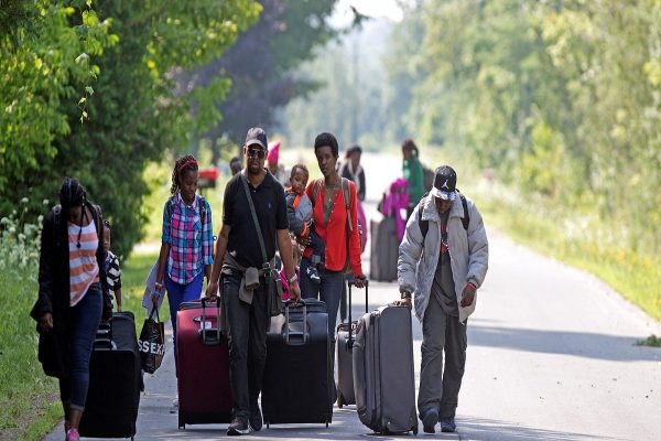 بهزودی اتباع مکزیکی برای تردد به کانادا ملزم به دریافت ویزا میشوند بهزودی اتباع مکزیکی برای تردد به کانادا ملزم به دریافت ویزا میشوند