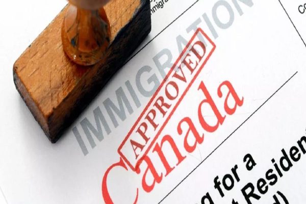 نگاهی به دلایل کاهش صدور ویزای کانادا