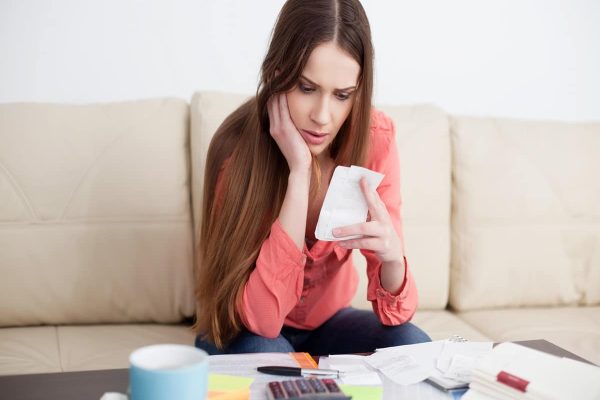 چگونه زندگی با حداقل حقوق در کانادا را مدیریت کنیم؟