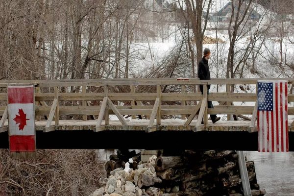 اعتراف قاچاقچی کبکی بعد از مرگ زن باردار در سفر از کانادا به آمریکا اعتراف قاچاقچی کبکی بعد از مرگ زن باردار در سفر از کانادا به آمریکا