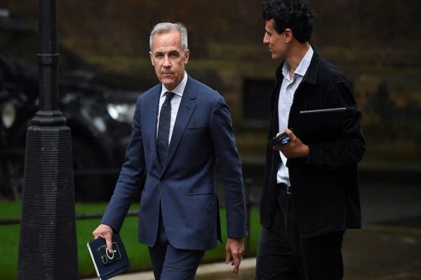 تغییر سیاستهای مهاجرتی کانادا پس از ناکامی در تأمین نیازها تغییر سیاستهای مهاجرتی کانادا پس از ناکامی در تأمین نیازها