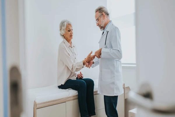 آزمایش خون هوش مصنوعی؛ امید تازه برای مبتلایان به پارکینسون