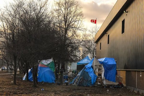 خدمات زمستانی تورنتو، همه را در این فصل گرم نگه نمی‌دارد