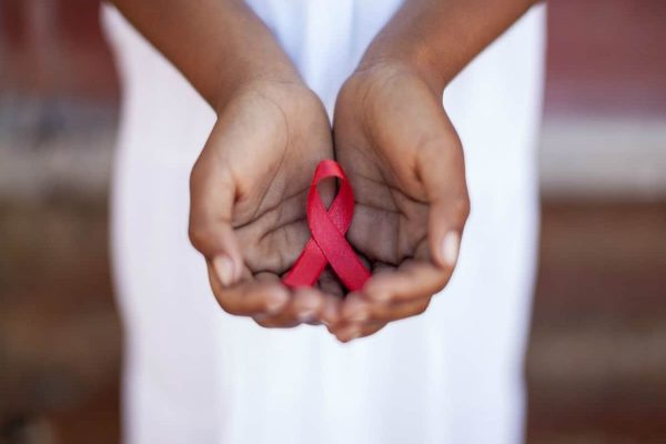 نرخ ابتلا به HIV در مونترال به بالاترین حد در ١٠ سال گذشته رسید نرخ ابتلا به HIV در مونترال به بالاترین حد در ١٠ سال گذشته رسید