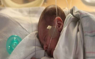 تجربهی تلخ یک مادر: مبارزهی نوزاد با ویروس سینسیشیال تجربهی تلخ یک مادر: مبارزهی نوزاد با ویروس سینسیشیال