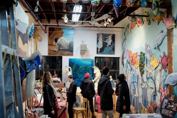 بازگشت بزرگترین رویداد هنری ونکوور: خزش فرهنگی ایستساید با بیش از ۵۰۰ هنرمند و ورود رایگان بازگشت بزرگترین رویداد هنری ونکوور: خزش فرهنگی ایستساید با بیش از ۵۰۰ هنرمند و ورود رایگان