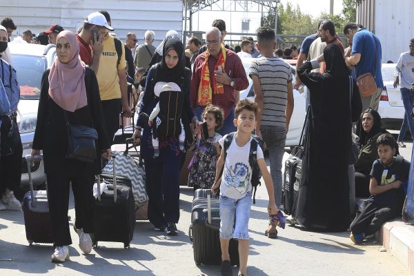 ۸۴ شهروند کانادایی دیگر، از گذرگاه مرزی رفح غزه را ترک کردند