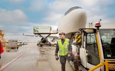 موج جدید استخدام در فرودگاه پیرسون تورنتو: ۲۹۹ موقعیت شغلی