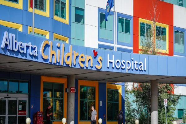 موارد جدید ابتلا به ای کولای و کمک مالی دولت به خانوادههای آسیبدیده موارد جدید ابتلا به ای کولای و کمک مالی دولت به خانوادههای آسیبدیده