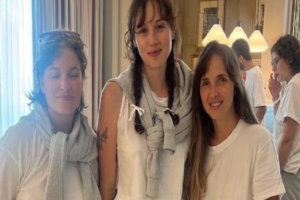 کاناداییهای عضو کاروان صمود از بازداشت اسرائیل آزاد شدند کاناداییهای عضو کاروان صمود از بازداشت اسرائیل آزاد شدند