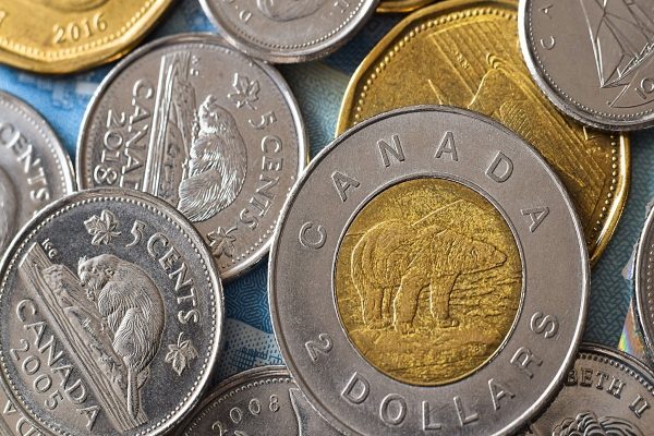 رونمايی كانادا از سكه طلای ۱۰۰ دلاری به مناسبت يادبود پايان جنگ جهانی دوم رونمايی كانادا از سكه طلای ۱۰۰ دلاری به مناسبت يادبود پايان جنگ جهانی دوم